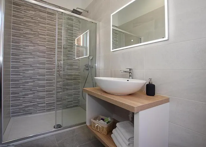 Gostinjska kuća Sophia 3*